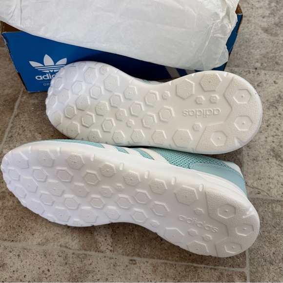 Brand new Adidas Sky Blue Casual Sneakers - Picture 3 of 7